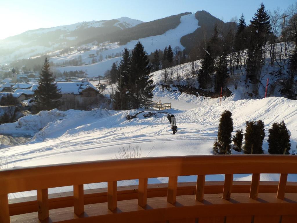 Appartementhaus Casamarai Saalbach Exterior foto